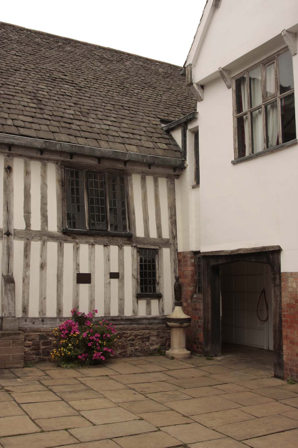 Leicester-Guildhall-2